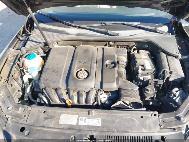 Volkswagen Passat 2.5l Se