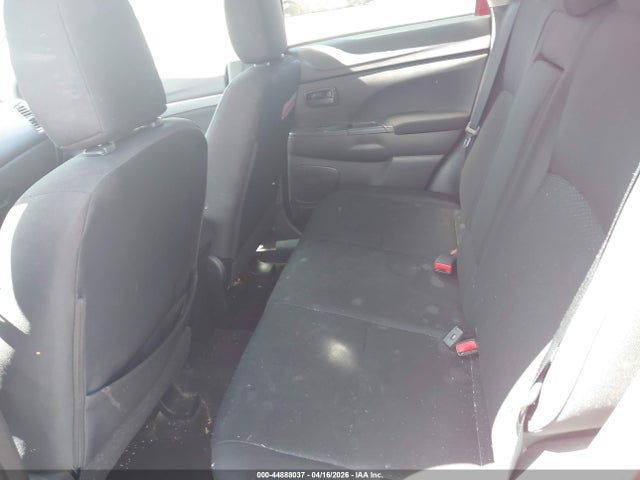 Mitsubishi Outlander Es