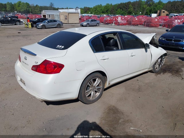 INFINITI G37 Journey