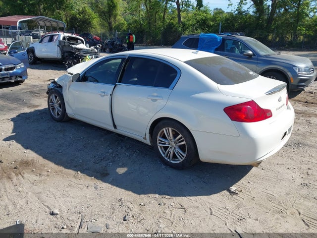 INFINITI G37 Journey