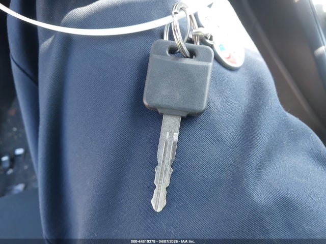 Nissan Versa 1.6 S