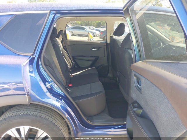 Nissan Rogue Sv Intelligent Awd