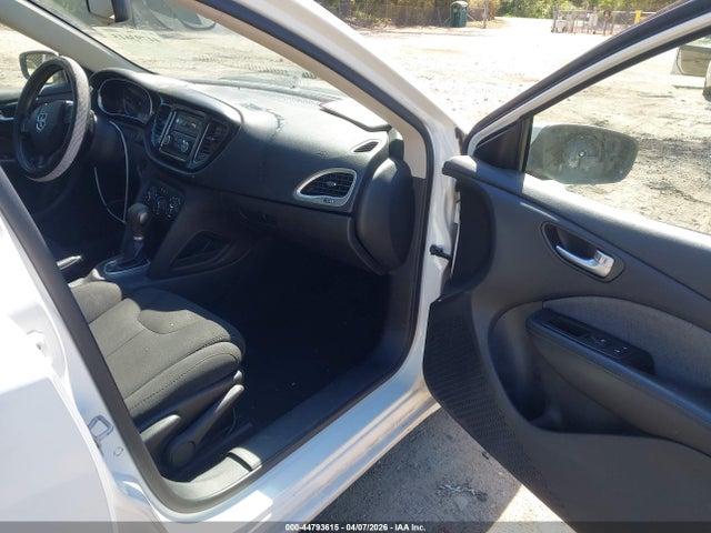 Dodge Dart Sxt