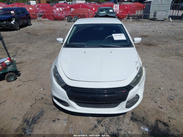 Dodge Dart Sxt