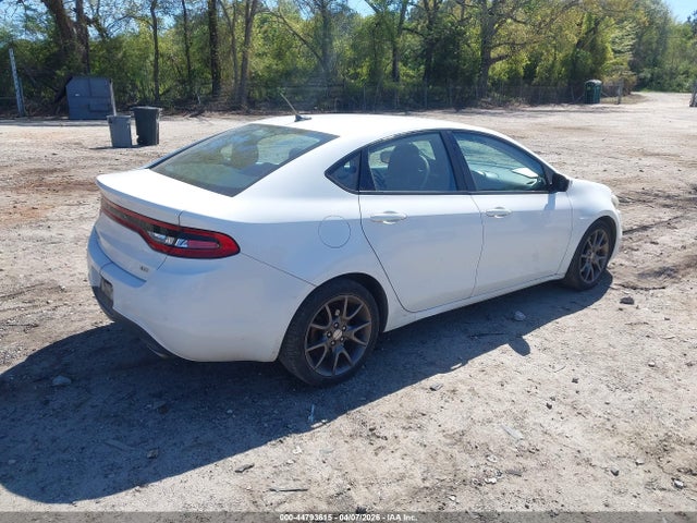 Dodge Dart Sxt