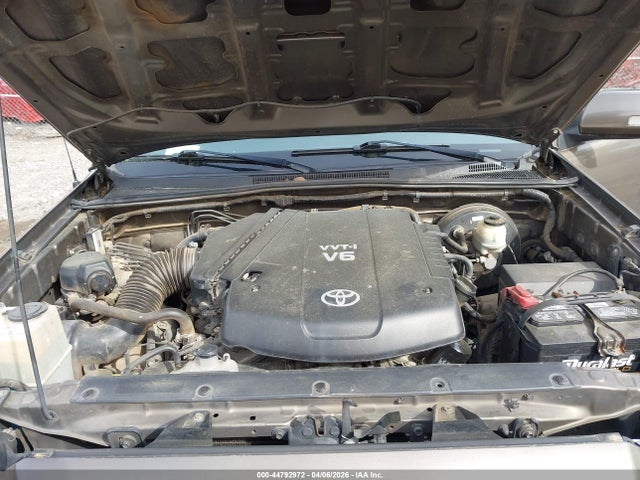 Toyota Tacoma Prerunner V6