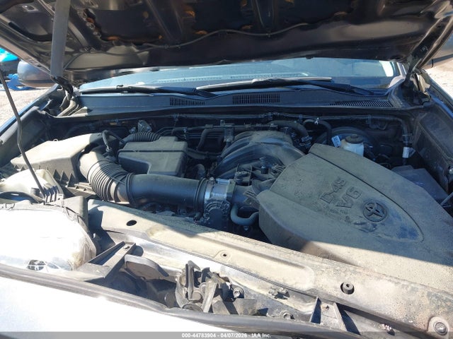 Toyota Tacoma Sr5 V6