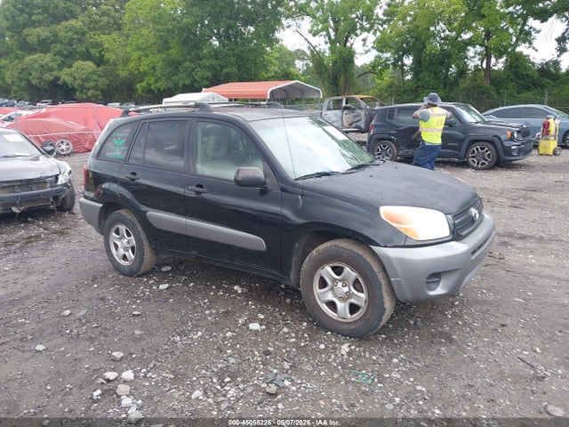 Salvage Toyota RAV4 Image