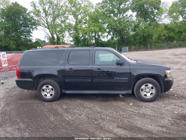 Chevrolet Suburban 1500 Lt