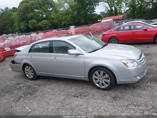 Toyota Avalon Xls