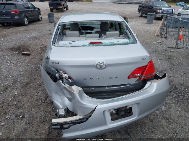 Toyota Avalon Xls