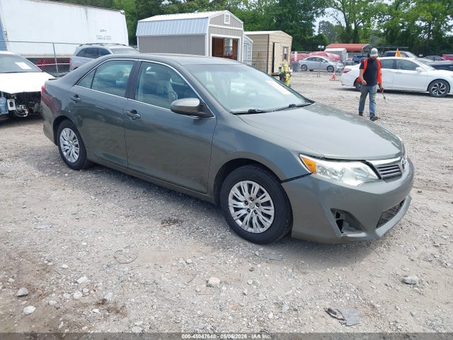 Salvage Toyota Camry Image