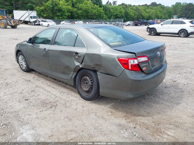 Toyota Camry L