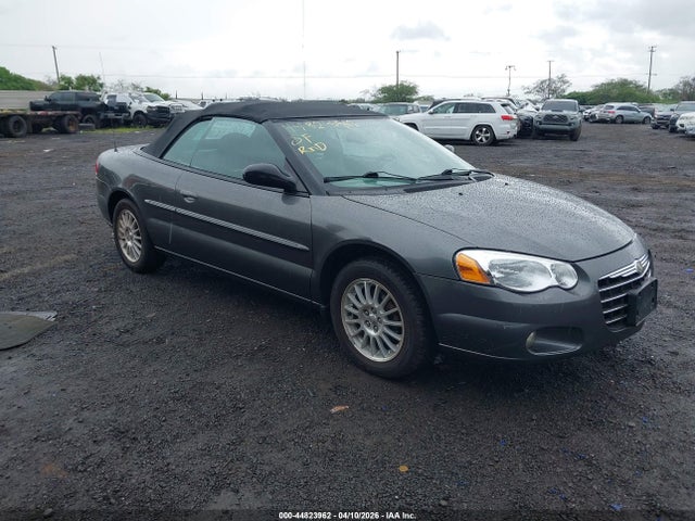 Salvage Chrysler Sebring Image