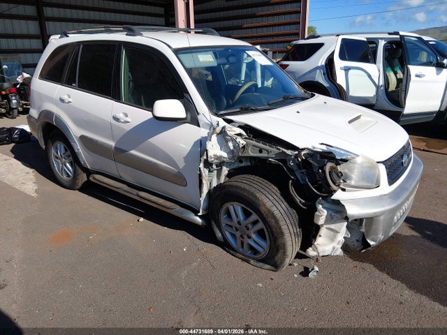 Salvage Toyota RAV4 Image