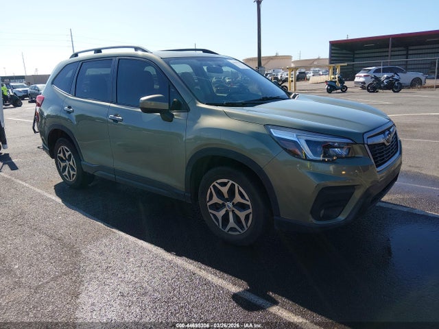 Salvage Subaru Forester Image