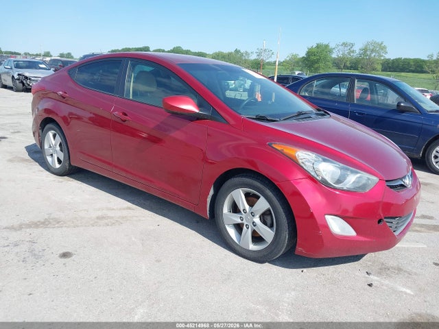Salvage Hyundai ELANTRA Image