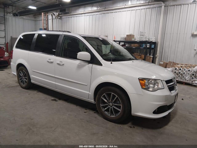 Salvage Dodge Grand Caravan Image