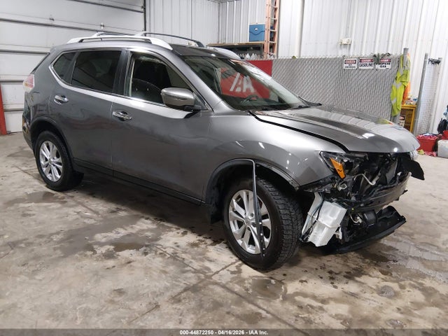 Salvage Nissan Rogue Image