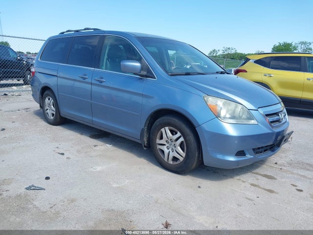 Salvage Honda Odyssey Image