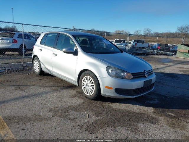 Salvage Volkswagen Golf Image