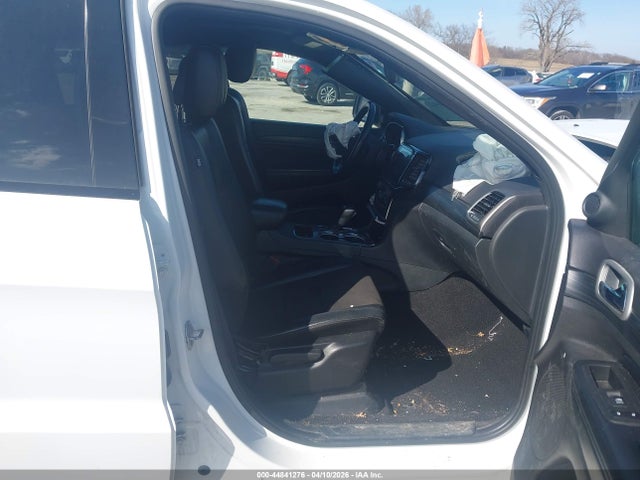 Jeep Grand Cherokee Altitude 4x4