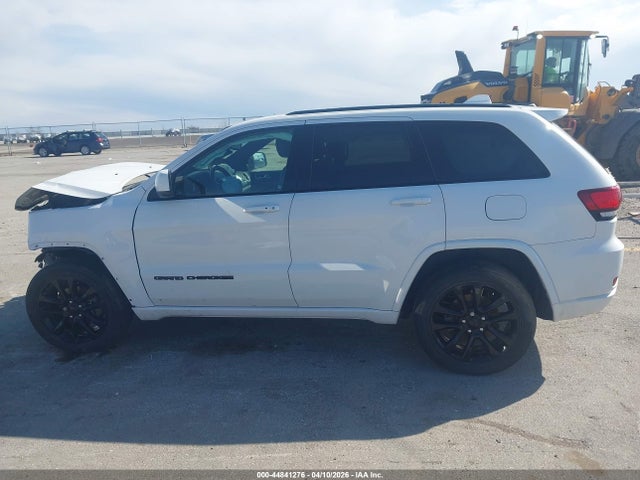 Jeep Grand Cherokee Altitude 4x4