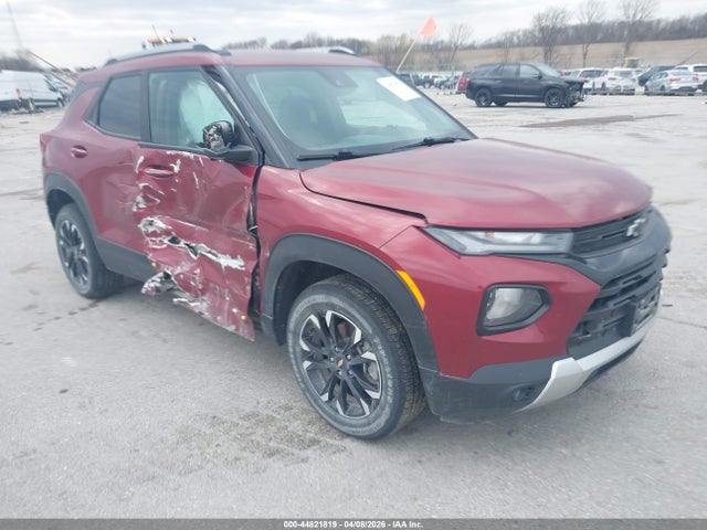 Salvage Chevrolet Trailblazer Image