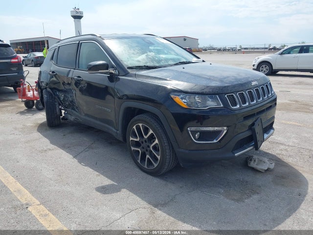 Salvage Jeep Compass Image