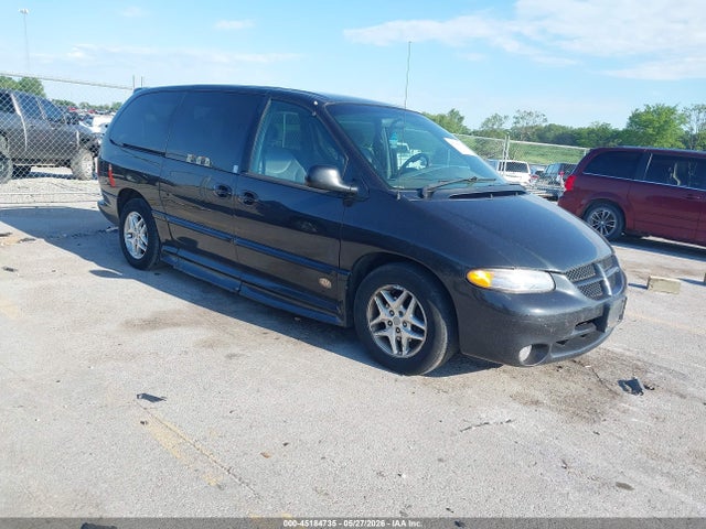 Salvage Dodge Grand Caravan Image