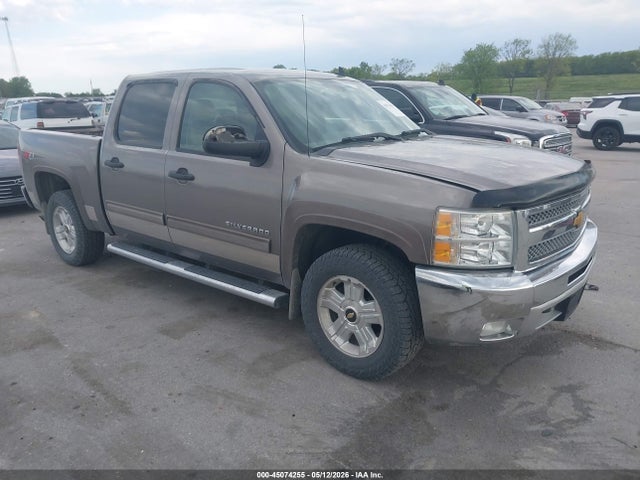 Salvage Chevrolet Silverado 1500 Image