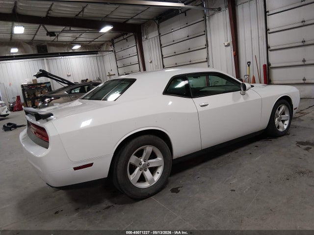 Dodge Challenger Sxt