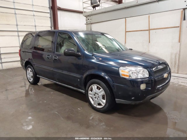 Salvage Chevrolet Uplander Image
