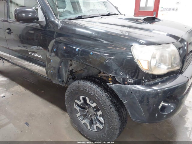 Toyota Tacoma Base V6
