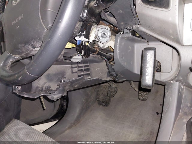 Toyota Tacoma Base V6