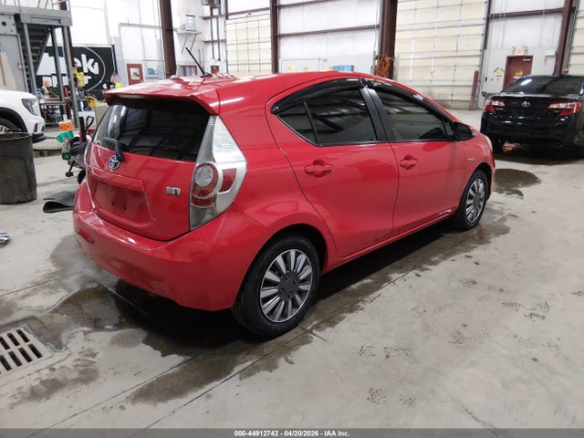 Toyota Prius c Two