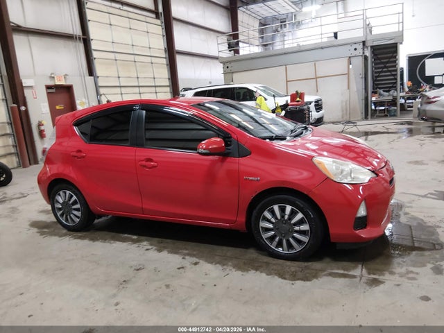 Toyota Prius c Two