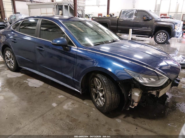Salvage Hyundai SONATA Image