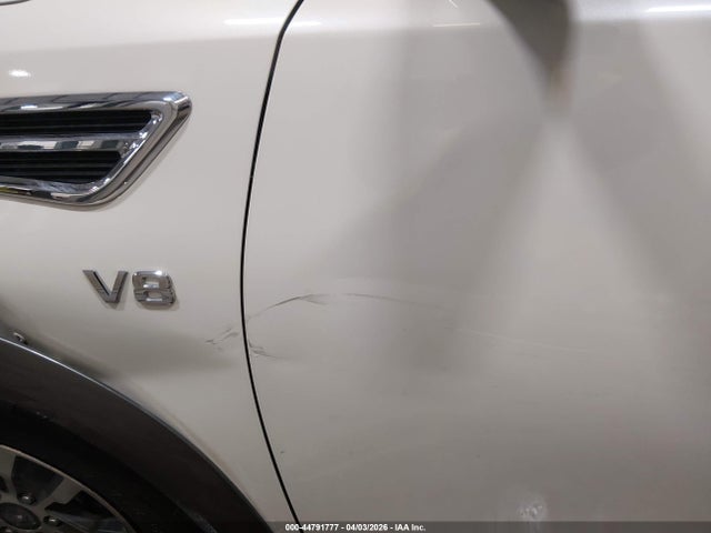 Nissan Armada Sl