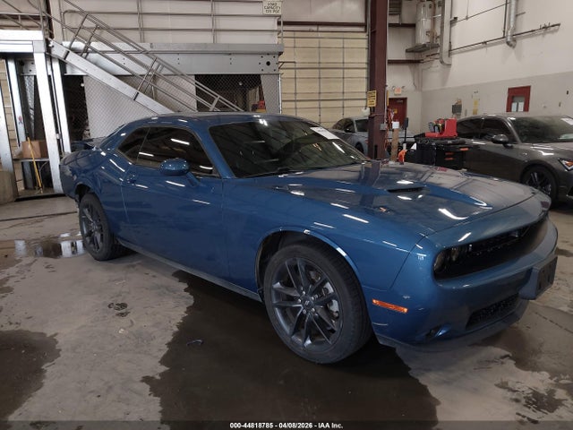 Salvage Dodge Challenger Image
