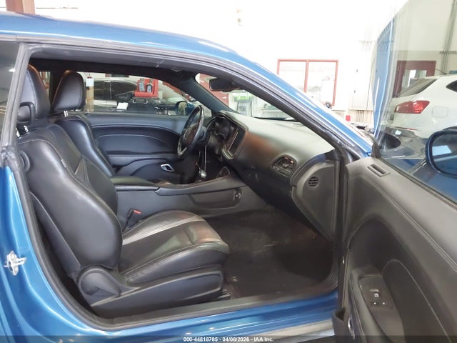 Dodge Challenger Sxt Awd