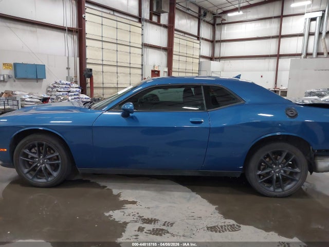 Dodge Challenger Sxt Awd