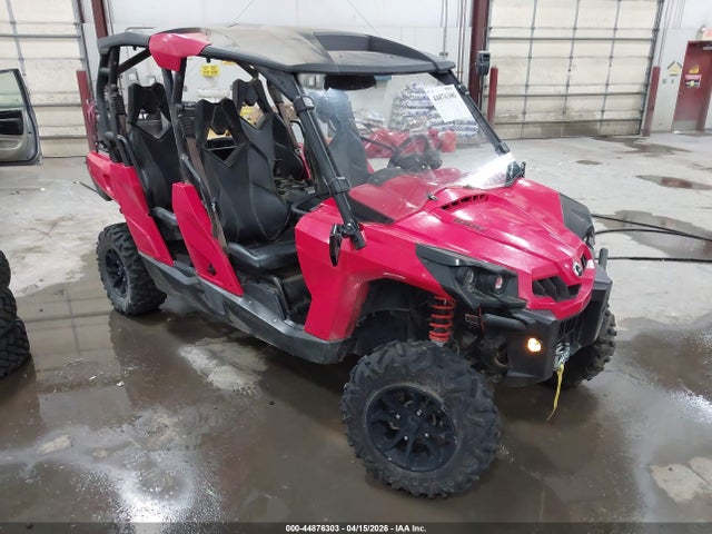 Salvage Can-Am Commander Max Image