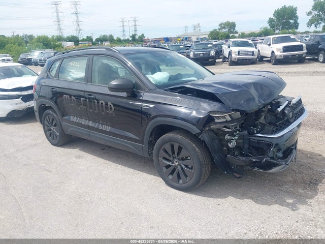 Salvage Volkswagen Taos Image