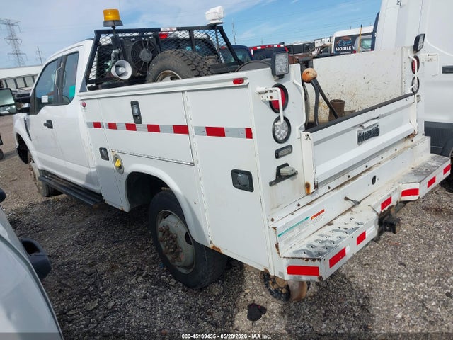 Ford F-350 Xl