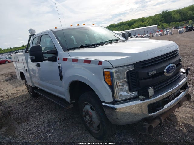 Ford F-350 Xl