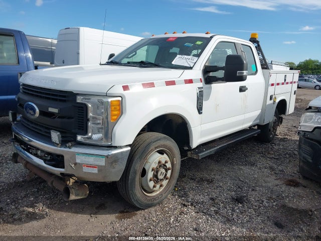 Ford F-350 Xl