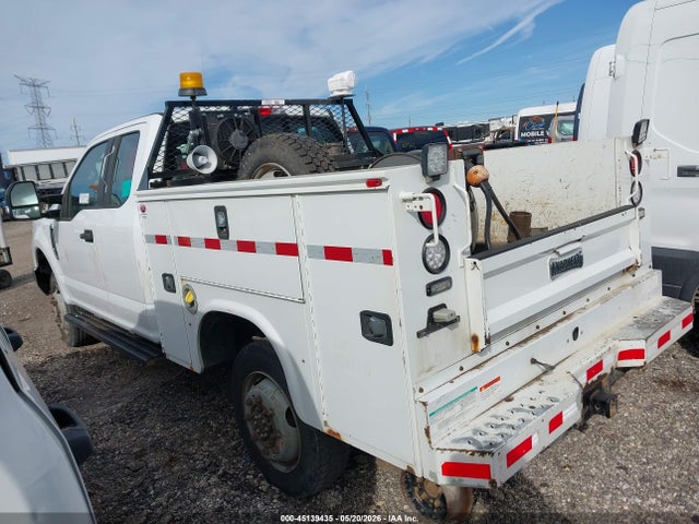 Ford F-350 Xl