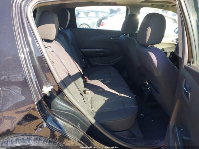Chevrolet Sonic Lt Auto