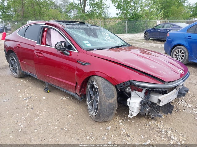 Salvage Hyundai SONATA Image